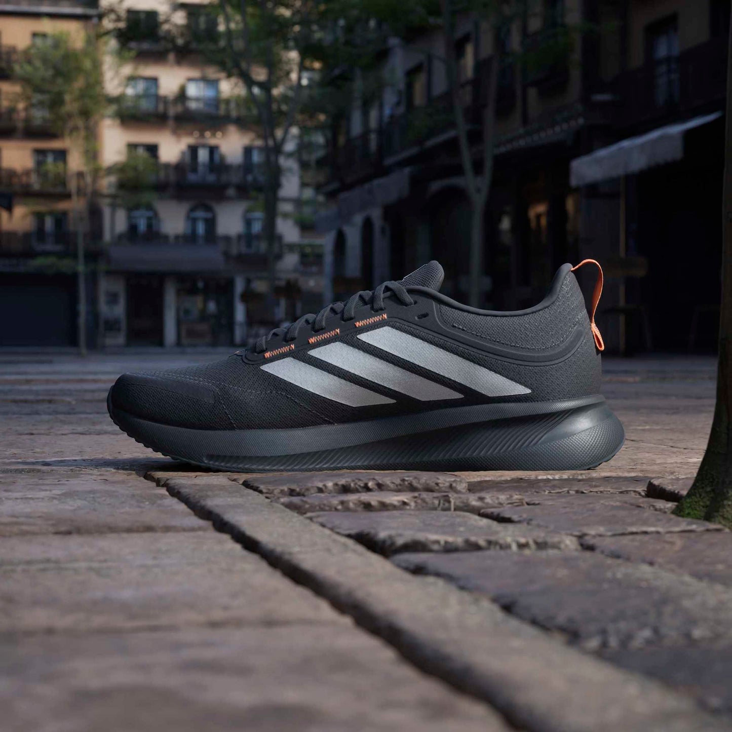 Zapatilla Runblaze M Grey